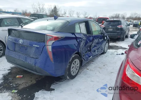 2016 Toyota Prius Two z USA, uszkodzony, nr VIN JTDKBRFU8G3526404